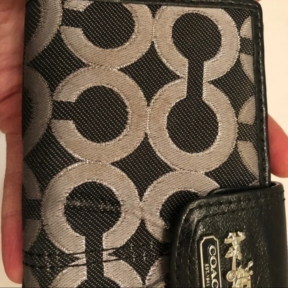 COACH Madison op art wallet